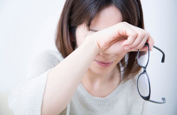 辛い眼精疲労に悩む港区の方に最適 | 世田谷区で小顔なら切らずにリフトアップ未整形術®︎サロン〜KAGURABI〜